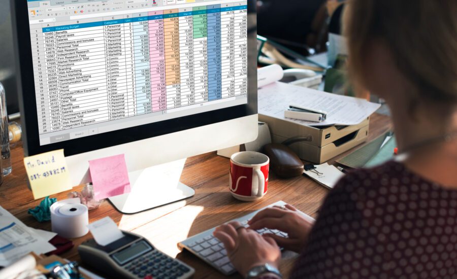 Informação de documento de planilha conceito de startup financeira